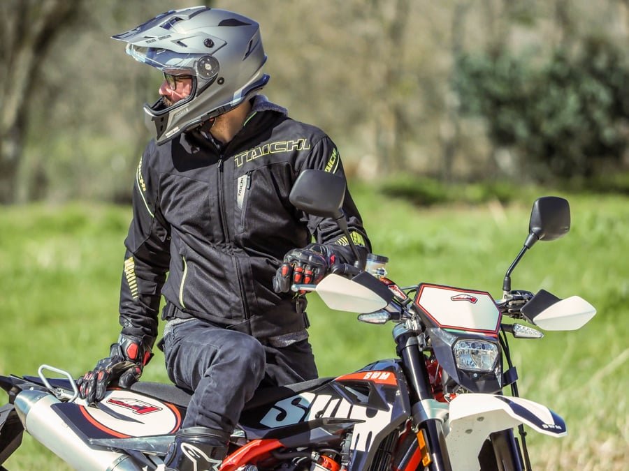 Dual Sport Helmet