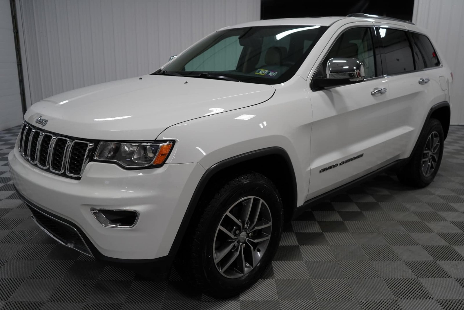 Limited Sport Utility 4D