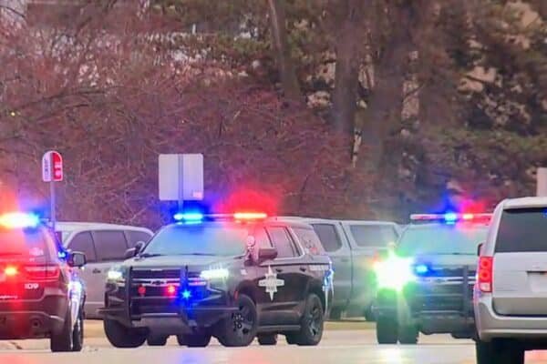 Michigan hospital employee shoots a co -worker outside the construction in ‘Directed Attack’: Police Michigan hospital employee shoots a co -worker outside the construction in 'Directed Attack': Police