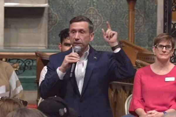 The Democrats receive the municipalities to listen to voters, set the supporters, but is they resonating their message? The Democrats receive the municipalities to listen to voters, set the supporters, but is they resonating their message?