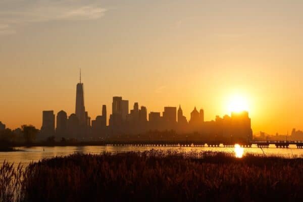 Air quality alert of the New York City region when New Jersey Wildfire burns 13,000 acres