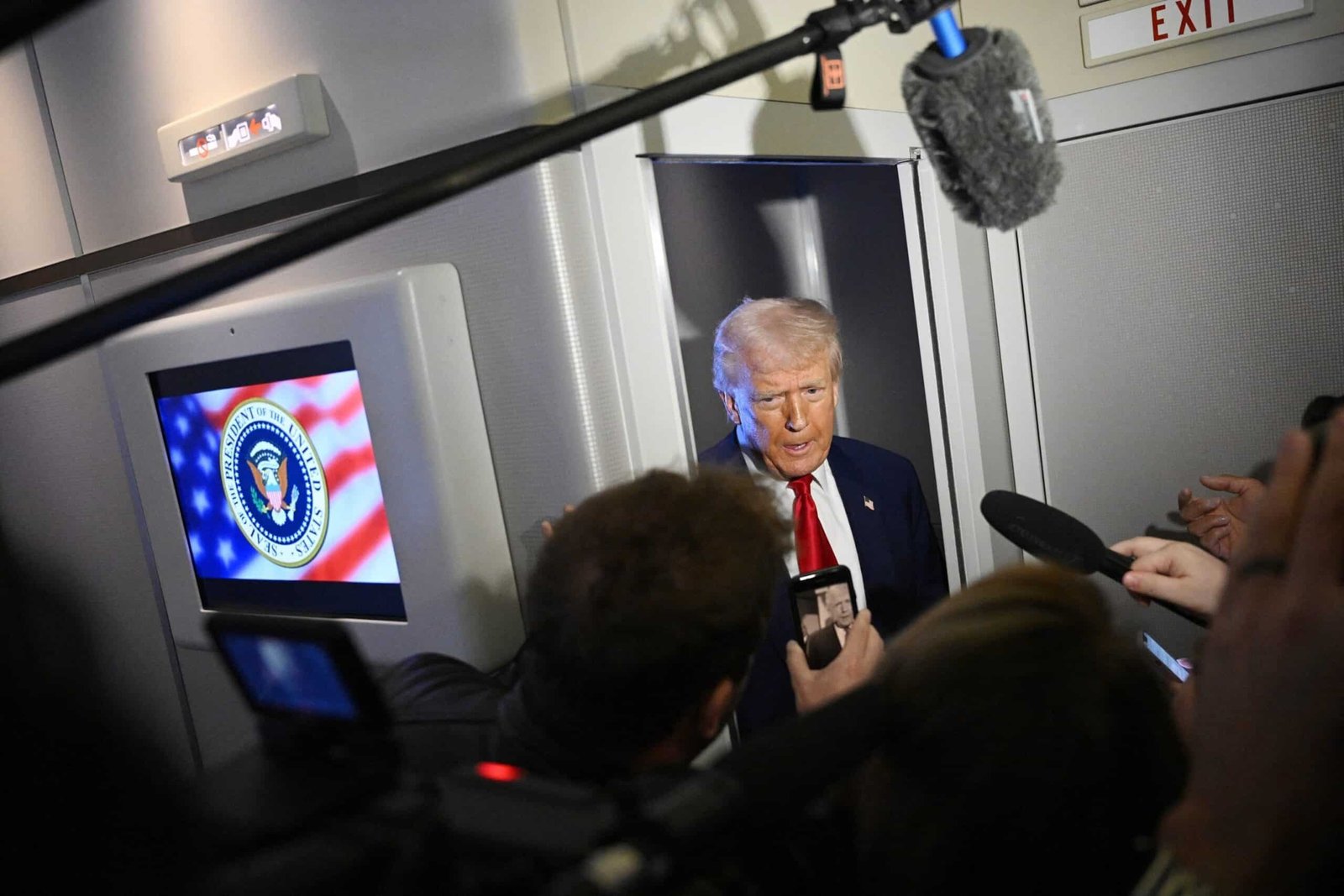 Companies, conservative lawyers who plan legal challenge to Trump's tariffs