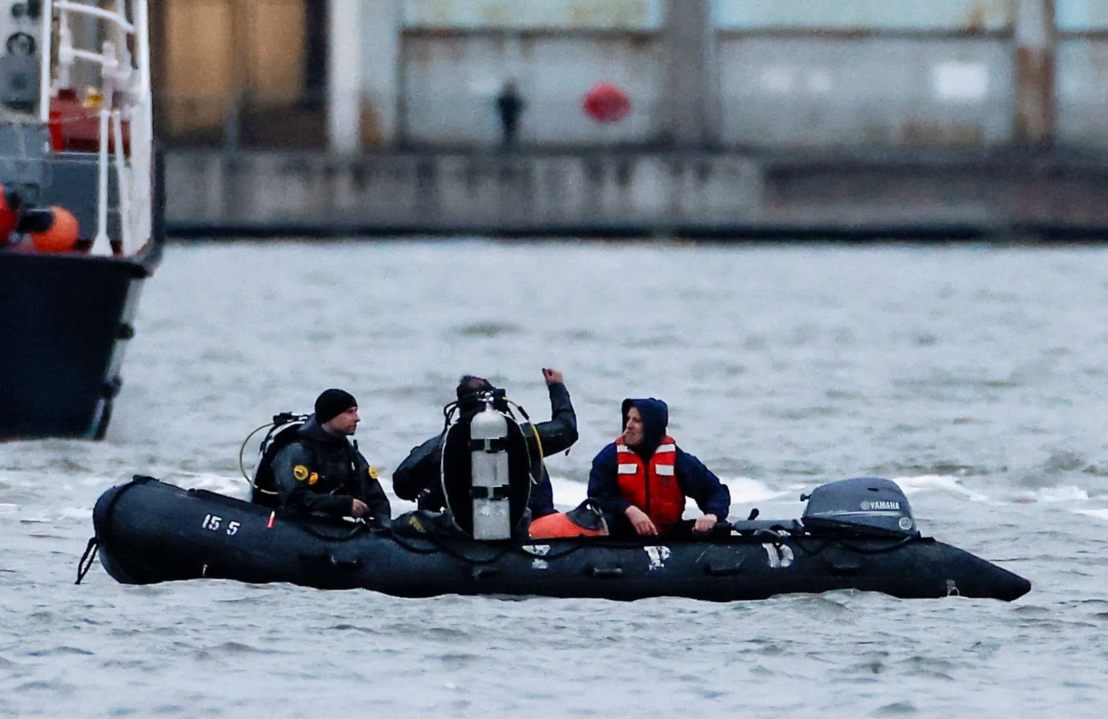 Helicopter clash from New York City: the authorities are looking for answers after 6 dead