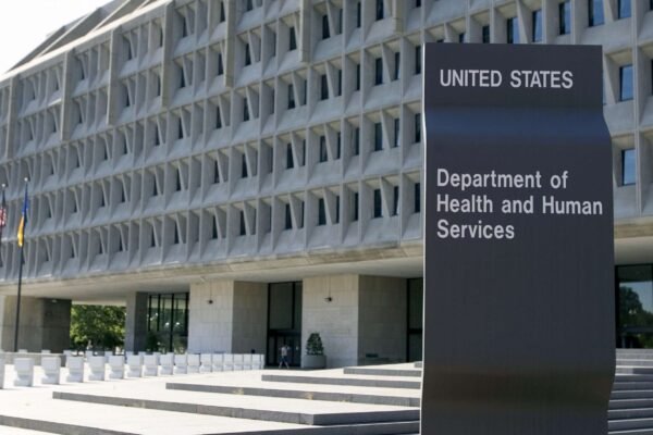 The Trump administration says it will restore the financing of the Women's Health Initiative.