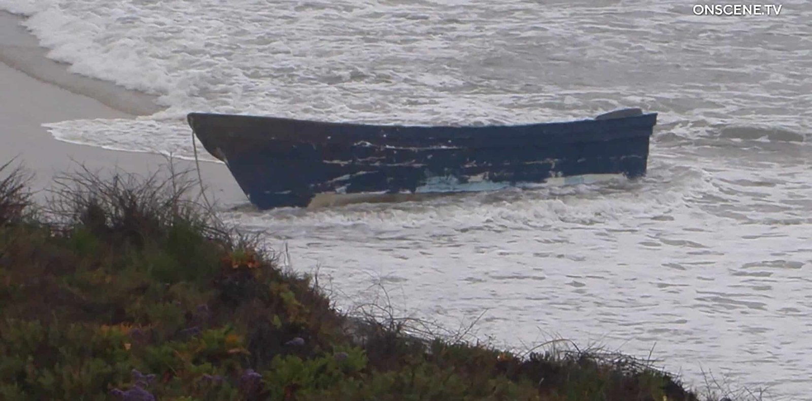 Boat is washed to land near San Diego with 3 dead, 4 survivors and 9 not accounted for for